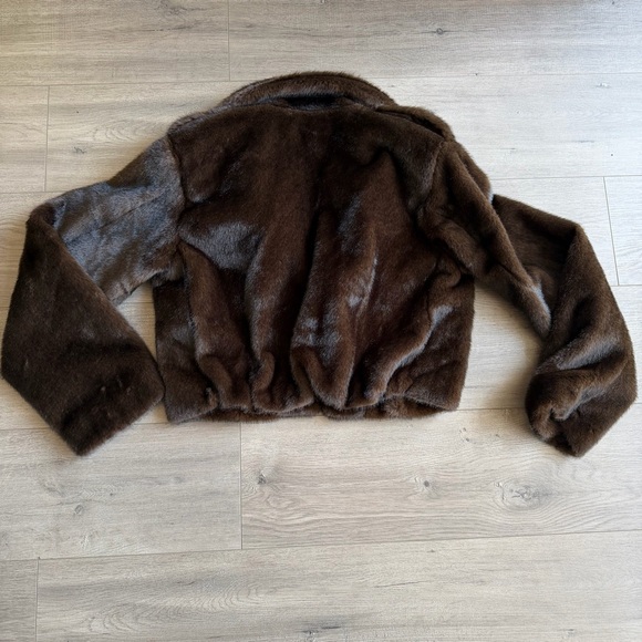 NWT Zara Faux Fur bomber jacket - size medium - Picture 11 of 11